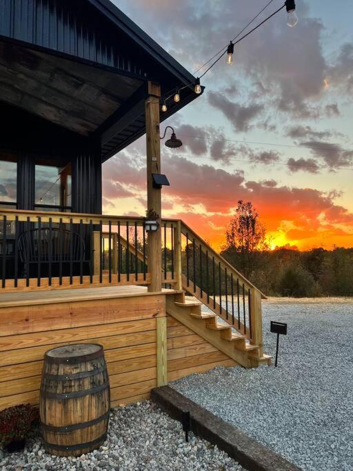Bourbon Barrel Cottages #2 Of 5 On Kentucky Trail Lawrenceburg Экстерьер фото