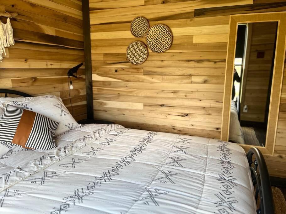 Bourbon Barrel Cottages #2 Of 5 On Kentucky Trail Lawrenceburg Экстерьер фото