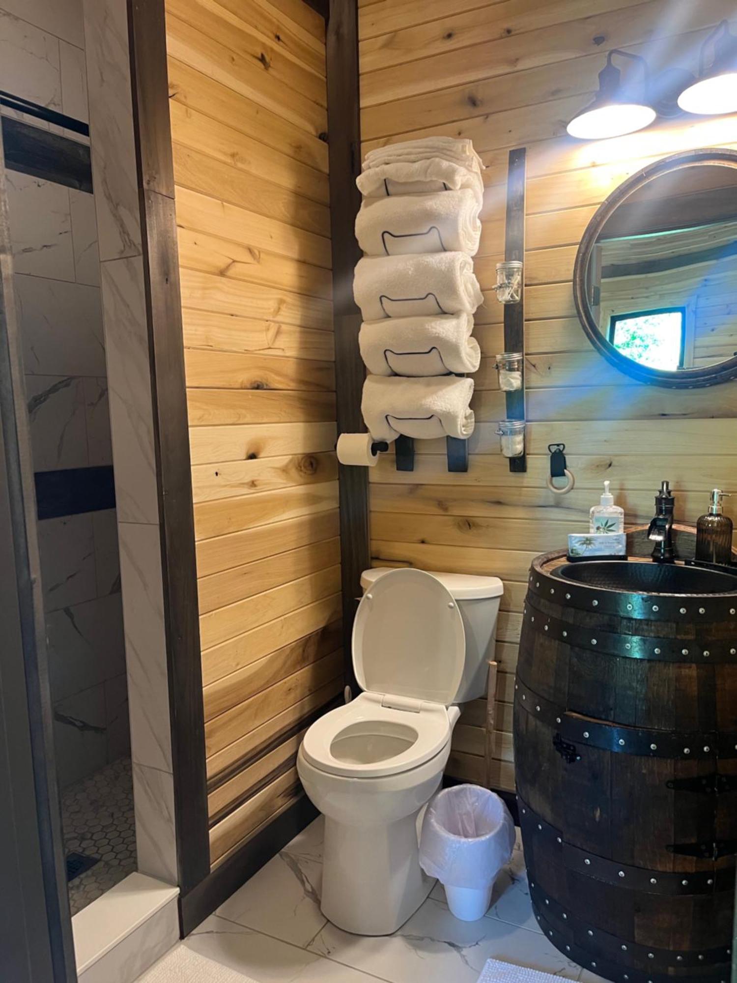 Bourbon Barrel Cottages #2 Of 5 On Kentucky Trail Lawrenceburg Экстерьер фото
