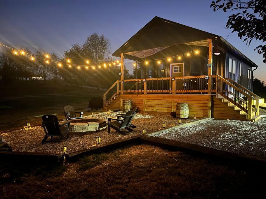 Bourbon Barrel Cottages #2 Of 5 On Kentucky Trail Lawrenceburg Экстерьер фото